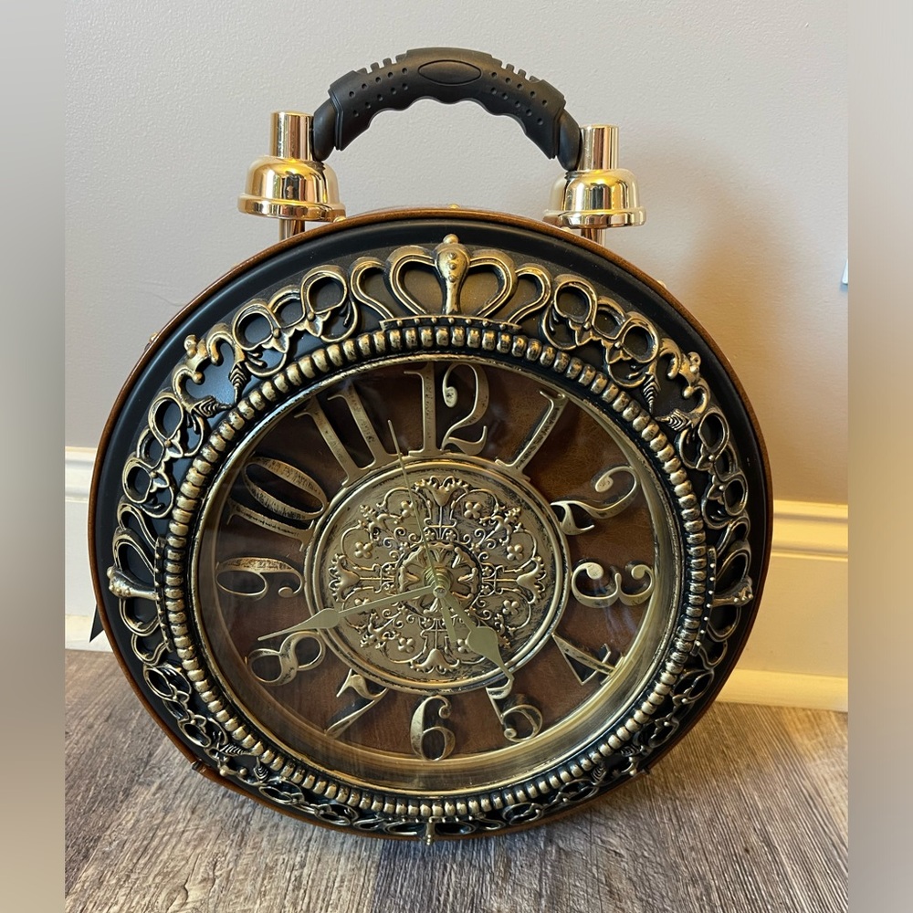 DS Bags Clock Purse